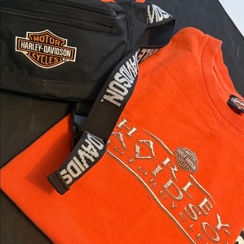 Harley-Davidson Vibrant Orange Tee and Sleek Black Bag - Picture 8 of 8